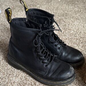 Kid Doc Martens black Leather Lace-Up Boots US kids 2